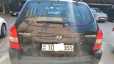 Hyundai Tucson, qara rəng, 5 qapılı SUV. İli 2006-nın sonu(2007 — 7
