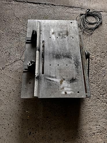 digər alətlər: Ağac emalı üçün elektriklə işləyən universal dəzgah - Üst hissədə — 4