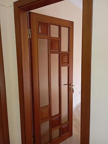 Qapi 5eded
100azn biri qiymet sondur
Semed vurgun 7333 leli