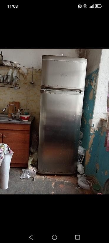 2 двери Indesit Холодильник Продажа, цвет - Серебристый — 1