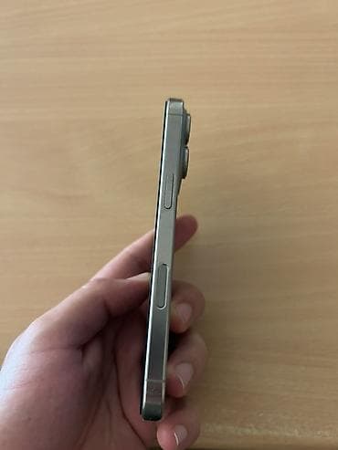 apple vision pro 256gb: IPhone 16 Pro, 256 GB, Gümüşü, Face ID, Sənədlərlə — 2