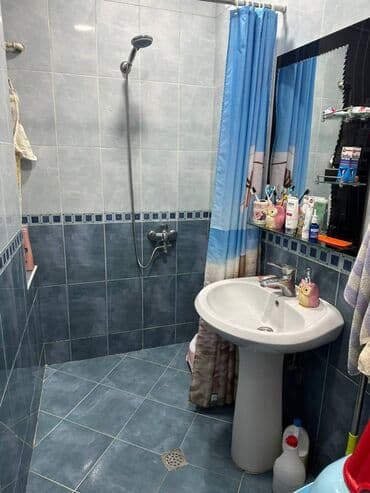 9 ci mikrorayon satilan evler: Bakı, 3 otaqlı, Köhnə tikili, 80 kv. m — 14