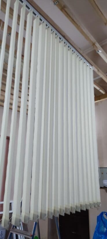 sederekde perdeler: Zebra və sadə rulon ştorların, plisse və dikey jalüzlərin əl dəymədən — 5