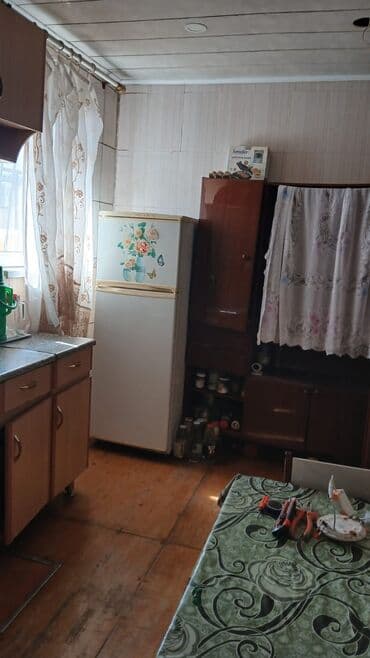 Otaqların günlük kirayəsi: Insaatcilar metrosuna yaxin ev kiraye verilir.Evdə rahatlıq üçün bütün — 7