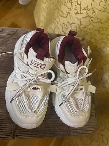 uşaq ayaqqabıları: Uşaq üçün idman ayaqqabısı - Rəng: ağ (bordo detallar və iç astar) - — 3