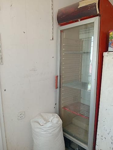 Soyuducu vitrin

yaxşı vəziyyətdədir

ünvan Binəqədi

83