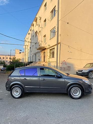 opel spoiler: Opel Astra: 1.3 l | 2008 il 521000 km Hetçbek — 5