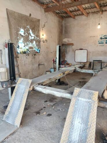 Razval aparatı polşa istehsalıdı, işlək vəziyyətdədi və bütün alətləri