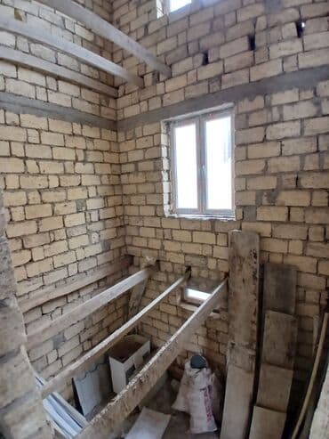tağıyev qəsəbəsində: 7 otaqlı, 220 kv. m, Kredit yoxdur, Təmirsiz — 15