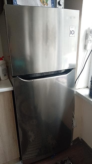 Nofrost LG 430 azn. Problemi yoxdu. Evdən satılır. Unvan Sumqayit