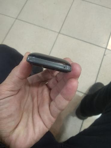 телефон fly e110: Fly B600, < 2 ГБ, цвет - Черный, Кнопочный — 4