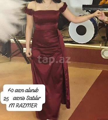 gundəlik donlar: Bordo rəngdə, atlas parçaladan hazırlanmış uzun ziyafət donu. Model — 1