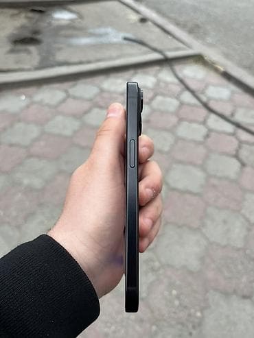 dubay iphoneler: IPhone 16, 128 GB, Qara — 4