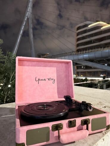 виниловый проигрыватель баку: Qrammafonlar Mehduddur!!! Çox gözəl Retro Qramafonlar və göz oxşuyan — 7