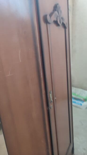 Açılan, 1 qapı Düz dolab, Qarderob, paltar dolabı