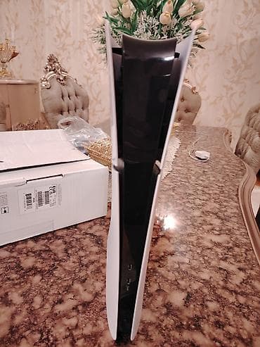 playstation 5 baki: Salam ps 5 slim satılır,4-5 dəfəm istifadə olunufps plus var 1 illiy — 6