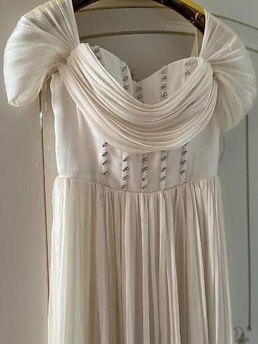 Zərif ziyafət donu – ağımtıl “ivory” rəngdə, yüngül parıltılı şifon — 2