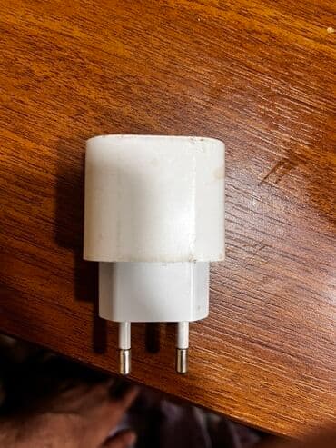 зарядка для macbook: Беспроводное зарядное устройство Apple, Б/у — 1