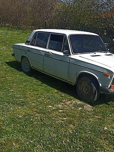 maşın acarı: VAZ 2106, ağ rəng, sedan gövdə. - Mühərrik: benzin, karbüratorlu — 7