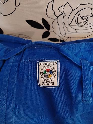 parasut salvar: Məhsul: Judo gi dəsti Brend və modellər: - Üst geyim: Green Hill judo — 8