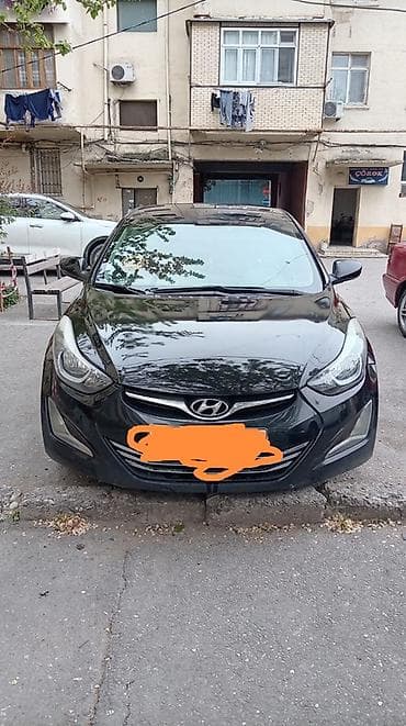 cls 63 amg: Hyundai Elantra sedan - Kuzov: qara rəng, 4 qapı, aerodinamik ön — 1
