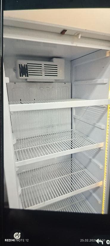 soyuducu 100: Vitrin tipli soyuducu şkaf - Önü şüşəli, tək qapılı vitrin soyuducu - — 2