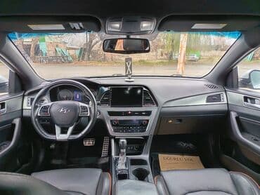 ka 700 traktor: Hyundai Sonata: 2 l | 2015 il Sedan — 10