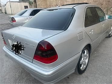 kompressor mercedes: Mercedes-Benz C 230: 2.3 l | 2000 il Sedan — 7