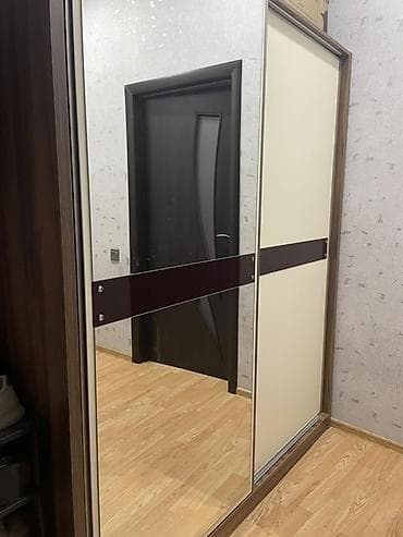 kreslo modelleri: Sürgülü qapılı şkaf - Model: iki qapılı, biri tam güzgülü, digəri — 4