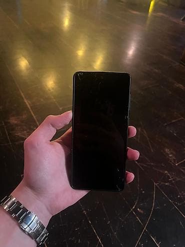 a 3 telefon: Samsung Galaxy A71, 128 GB, rəng - Mavi, Qırıq — 7