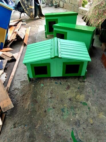 demir qapi seyf: İki yuvalə hər biri iki pişik üçün geniş yuvadır. ölçü 70 /45 . Su — 1