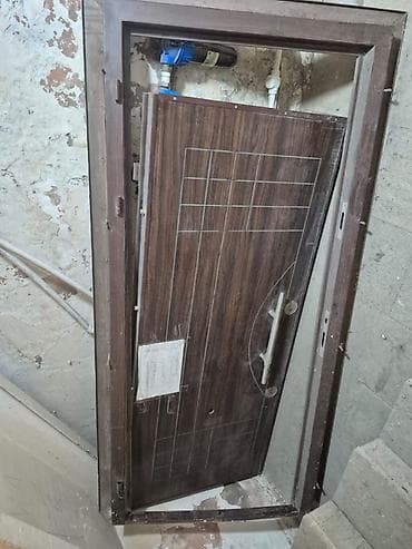 Mənzil üçün İşlənmiş Giriş qapısı Çərçivə ilə, Zəmanətsiz, Ünvandan götürmə — 1