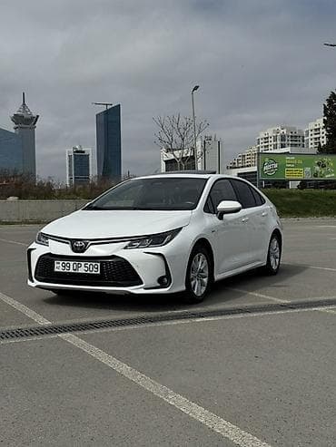 changan benni mini: Toyota Corolla sedan – ağ rəng, hibrid. Texnologiya və avadanlıq: - — 8