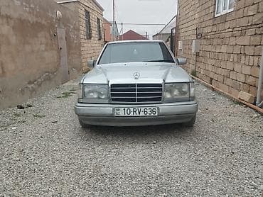 cruz ehtiyat hisseleri: Mercedes-Benz E-Class W124 sedan 111 mator 4 təzə təkər akimiyator — 1