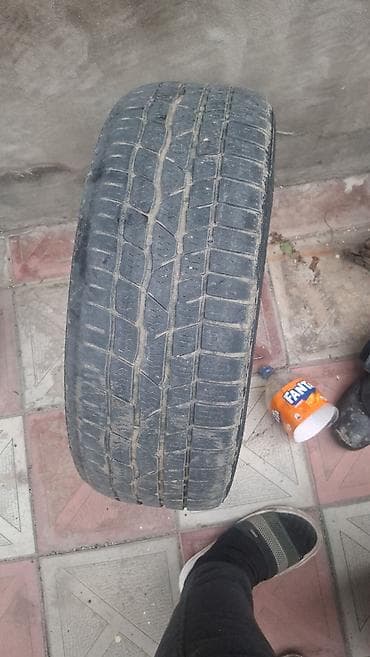 san disk: Salam işlənmiş tekerlerdi 205/55/16 biri qiş tekeridi qiymetde real — 1