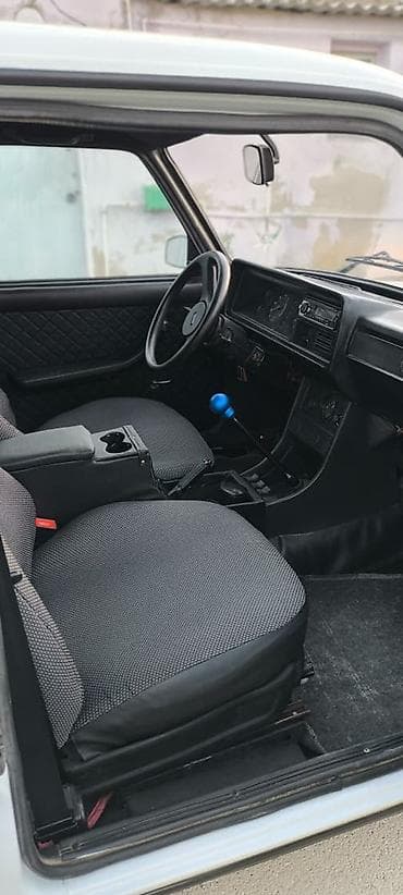 eleyus venera a: VAZ (LADA) 2107: 1.6 l | 2000 il 340000 km Sedan — 7