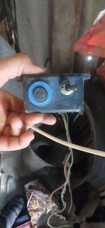 tap.az traktor satislari: Uzbor satulir Məhsul: LPG sistemi üçün reduktor/verdikator komplekti — 4