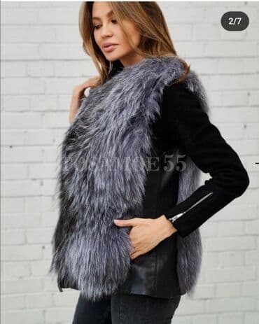 женские меховые жилеты: Çernoburka jilet. M-l ölçü. (38-40)
Yaxşı vəziyyətdə — 1