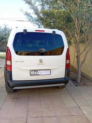 osram lampaları: Peugeot : 1.5 l | 2023 il 55000 km Van/Minivan — 5