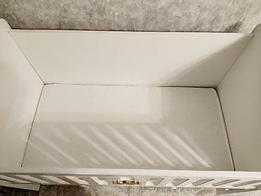 masa və stul: Oğlan və qız üçün, Yeni, Dördbucaq, Beşik, Dəstsiz, Matras ilə, Yellənmə mexanizm ilə — 3