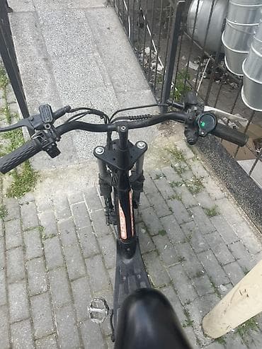 vlasibet: Elektrik velosiped/skuter hibridi - Güclü elektrik mühərriki ilə — 2
