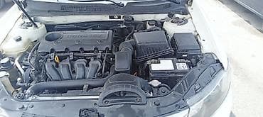 porsche disk: Kia Optima sedan – ağ rəng, 4 qapı, ön‑çəkiş. 2008 ci il motor təzə — 7