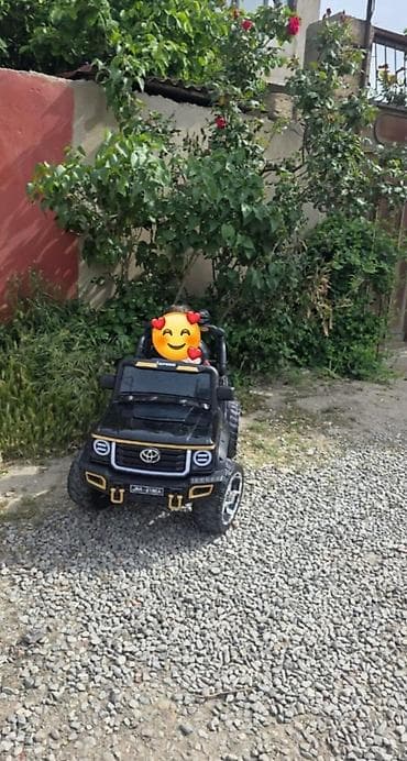 wrangler jeep: Uşaq üçün elektrikli akkumulyatorlu maşın – off-road tipli jeep — 1