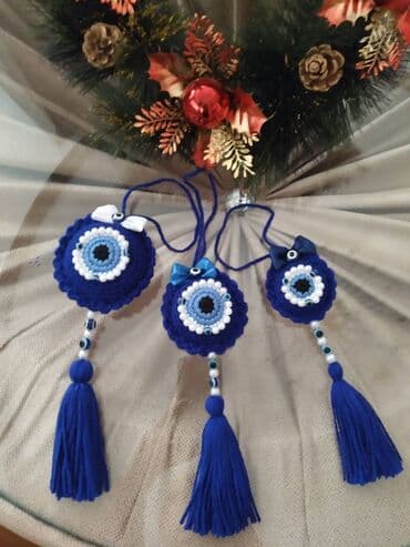 Süni güllər: Əl işi, nazar boncugu sifarişlə hazırlanır 5-12 sm ölçüdə . Həm evdə — 1