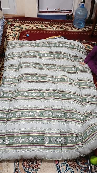 Döşək üzləri: Böyüklər üçün İşlənmiş Yun Döşək, Ödənişli çatdırılma — 1