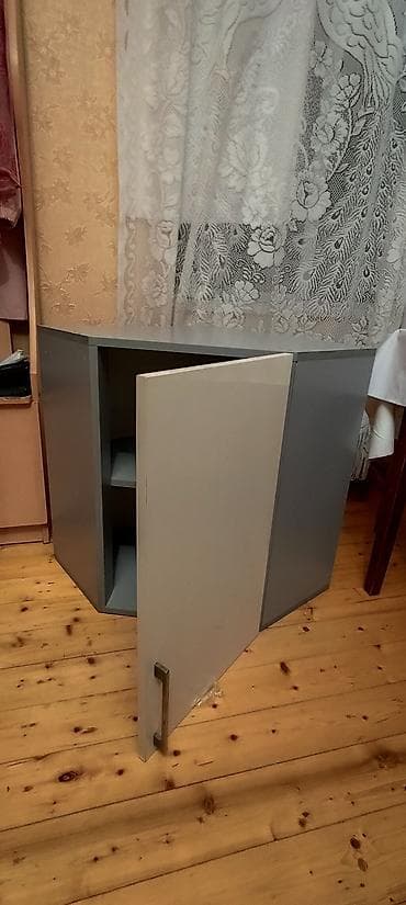perla dolab: Künc dolabı – asqılı - Forma: beşbucaqlı künc konstruksiyası, - Ölçü — 3