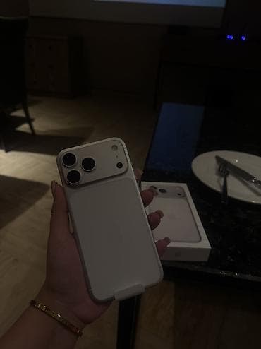 iphona 6 plus: IPhone 17 Pro Max, 256 GB, Natural Titanium — 2