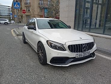mercede c 250: Mercedes-Benz C-Class: 2.2 l | 2015 il Sedan — 2