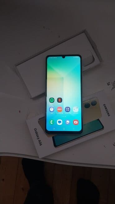 nokia 8800 сапфир: Samsung Galaxy A06, rəng - Qızılı — 2