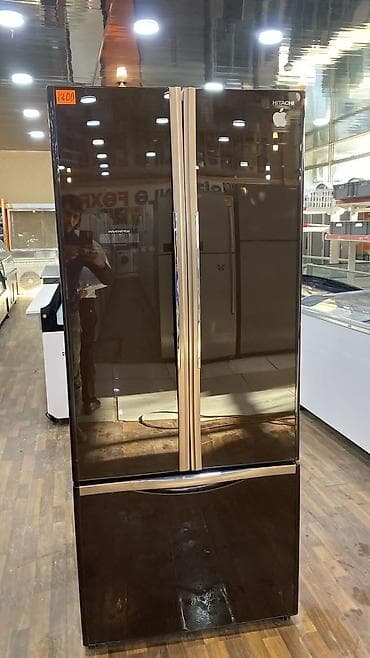 3 qapılı Hitachi Soyuducu Satılır, rəng - Qara